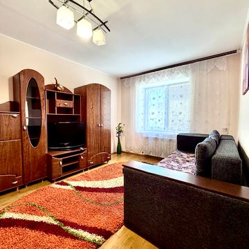 Незалежності вул., 164
