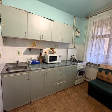 Володимира Івасюка вул., 24