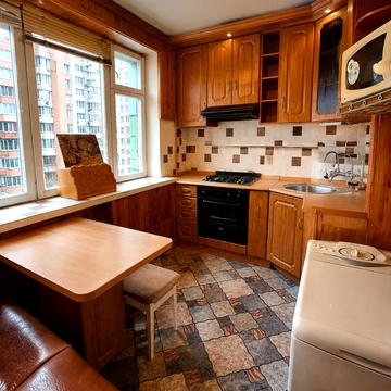 Леся Курбаса просп., 5-А