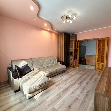Миколи Закревського вул., 63