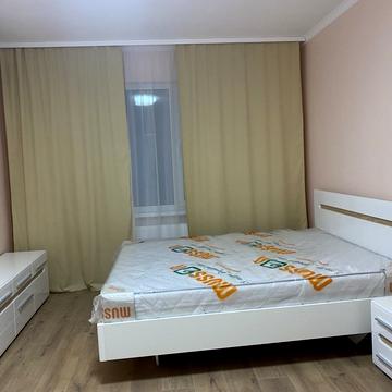 Вишняківська вул., 4