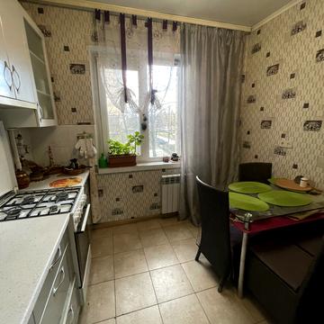 Дмитра Луценка вул. (Крейсера "Аврора"), 5