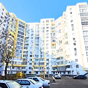 Середньофонтанська вул., 30/1