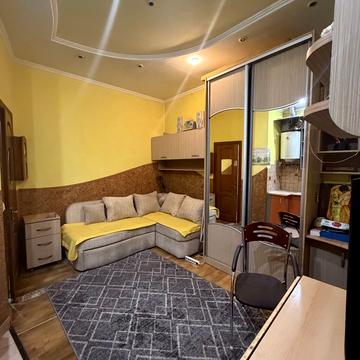 Замарстинівська вул. (), 22