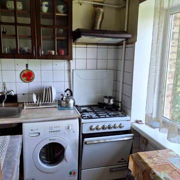 Донецька вул., 53