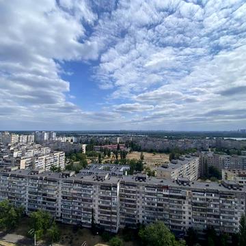 Володимира Івасюка просп. (Героїв Сталінграду), 55