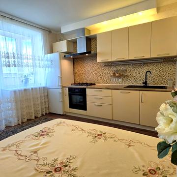 Євгена Чикаленка вул., 59и