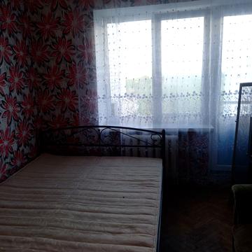 Новопирогівська вул., 33