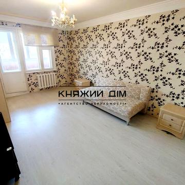 Лариси Руденко вул., 21