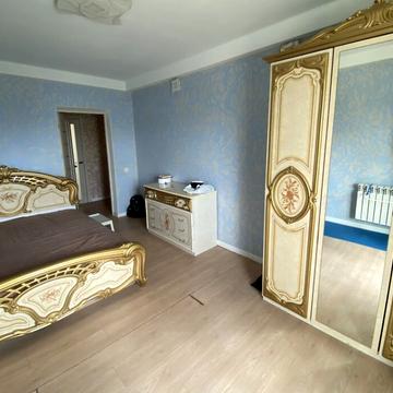 Велика Васильківська вул. (Червоноармійська), 145/1