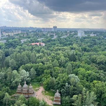Михайла Донця вул., 2-Б