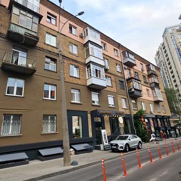Іоанна Павла II вул. (Патріса Лумумби), 7
