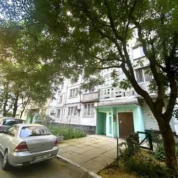 Академіка Заболотного вул., 54
