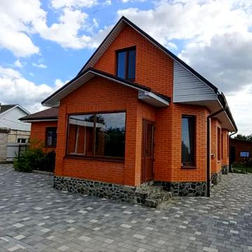 Бережна вул.