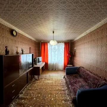 Героїв просп., 12