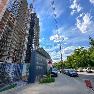 Євгена Коновальця вул. (Щорса), (Будинок)