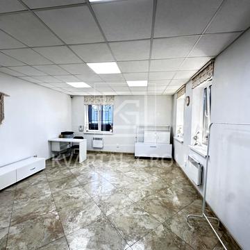 Єрощенка вул., 12