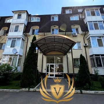Яблунева вул., 4