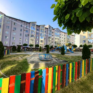 Одеська вул., 3/6