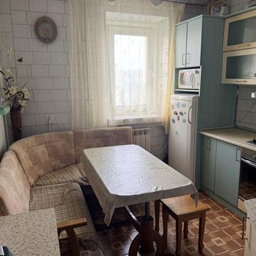 Олександри Єфименко вул. (Добролюбова), 18