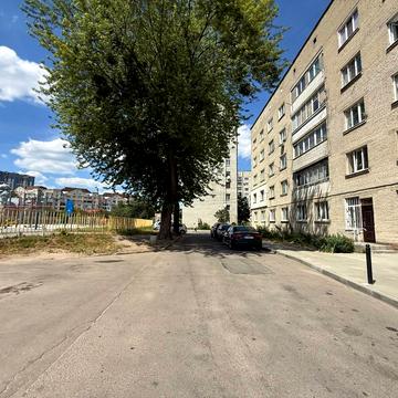 Глинянський Тракт вул., 147а