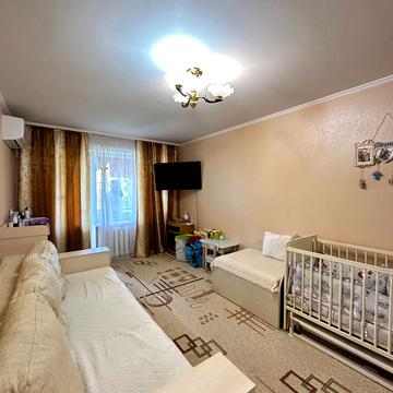 Гната Хоткевича пров., 7