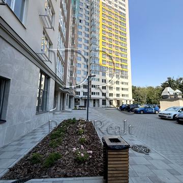 Академіка Заболотного вул., 15-В