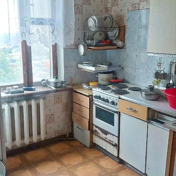 Академіка Сахарова вул., 42