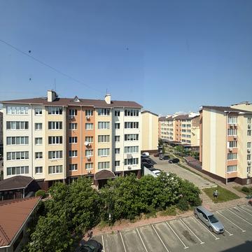 Подільська вул., 7