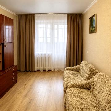 Володимира Івасюка просп. (Героїв Сталінграду), 44