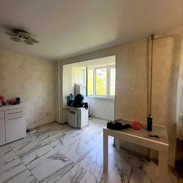 Академіка Заболотного вул., 30