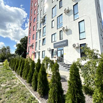 Відродження вул. (Пушкіна), 1