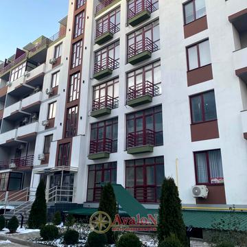 Владислава Бувалкіна вул., 66
