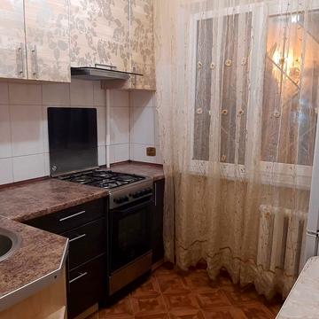 Героїв Крут вул. (Валентини Терешкової), 28а