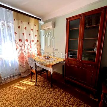 Верховної Ради бульв., 25-А