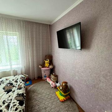 Зенітна вул., 10