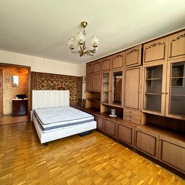 Андрія Малишка вул., 23