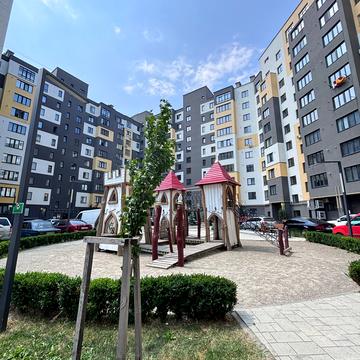 Олександра Довженка вул., 59