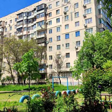Владислава Бувалкіна вул. (Бочарова Генерала), 7