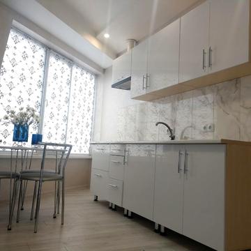 Яворницького вул., 35