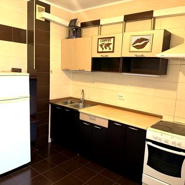 Сирецька вул., 32