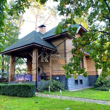 Кленова вул., 55