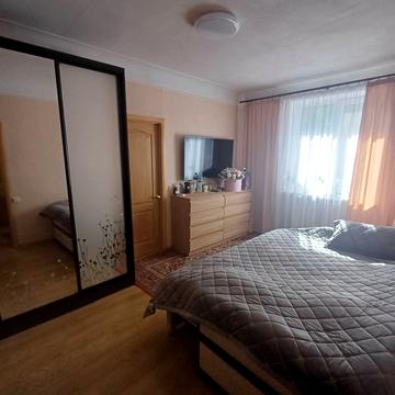 Криворізька вул., 30