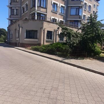 Шевченка просп., 33