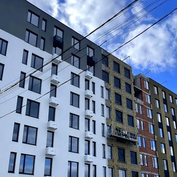 Героїв Майдану вул., (Будинок 2)