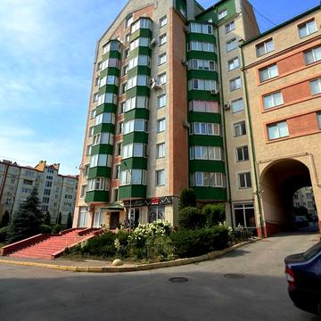 Героїв Майдану вул. (Червоноармійська), 55