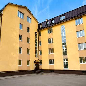 Козацька вул., 6