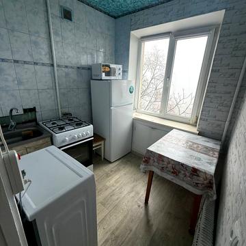 Михайла Драгоманова вул. (Димитрова), 64
