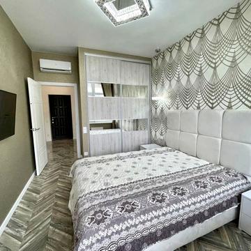 Дніпровська набережна вул., 16-Д