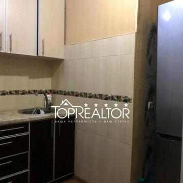 Гвардійців-Широнінців вул., 40б